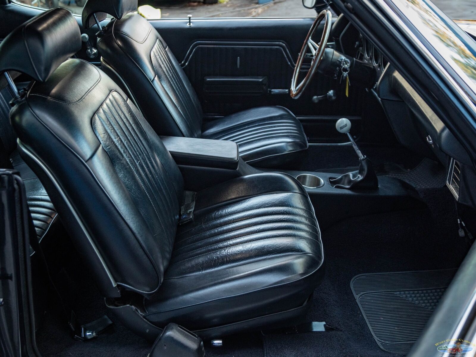 Chevrolet-Chevelle-1972-2-Door-Hardtop-35