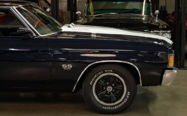 Chevrolet-Chevelle-1972-2-Door-Hardtop-5