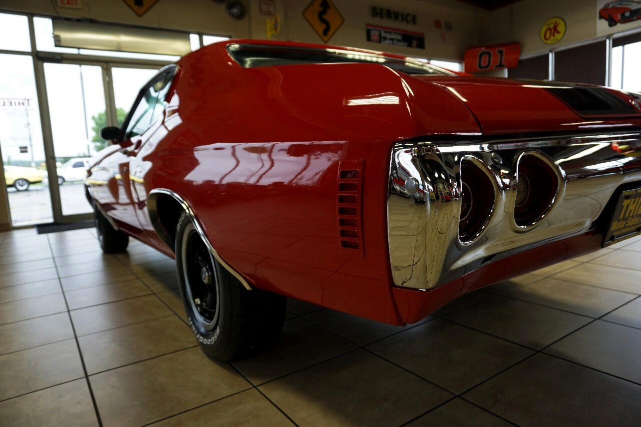Chevrolet-Chevelle-1972-Classic-Car-15