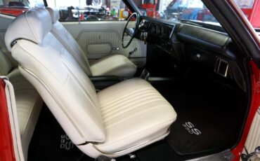 Chevrolet-Chevelle-1972-Classic-Car-23