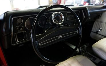 Chevrolet-Chevelle-1972-Classic-Car-25