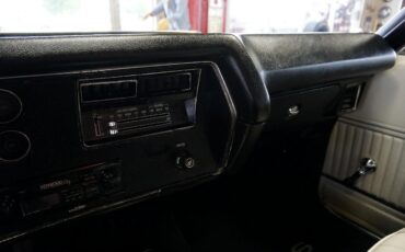 Chevrolet-Chevelle-1972-Classic-Car-26