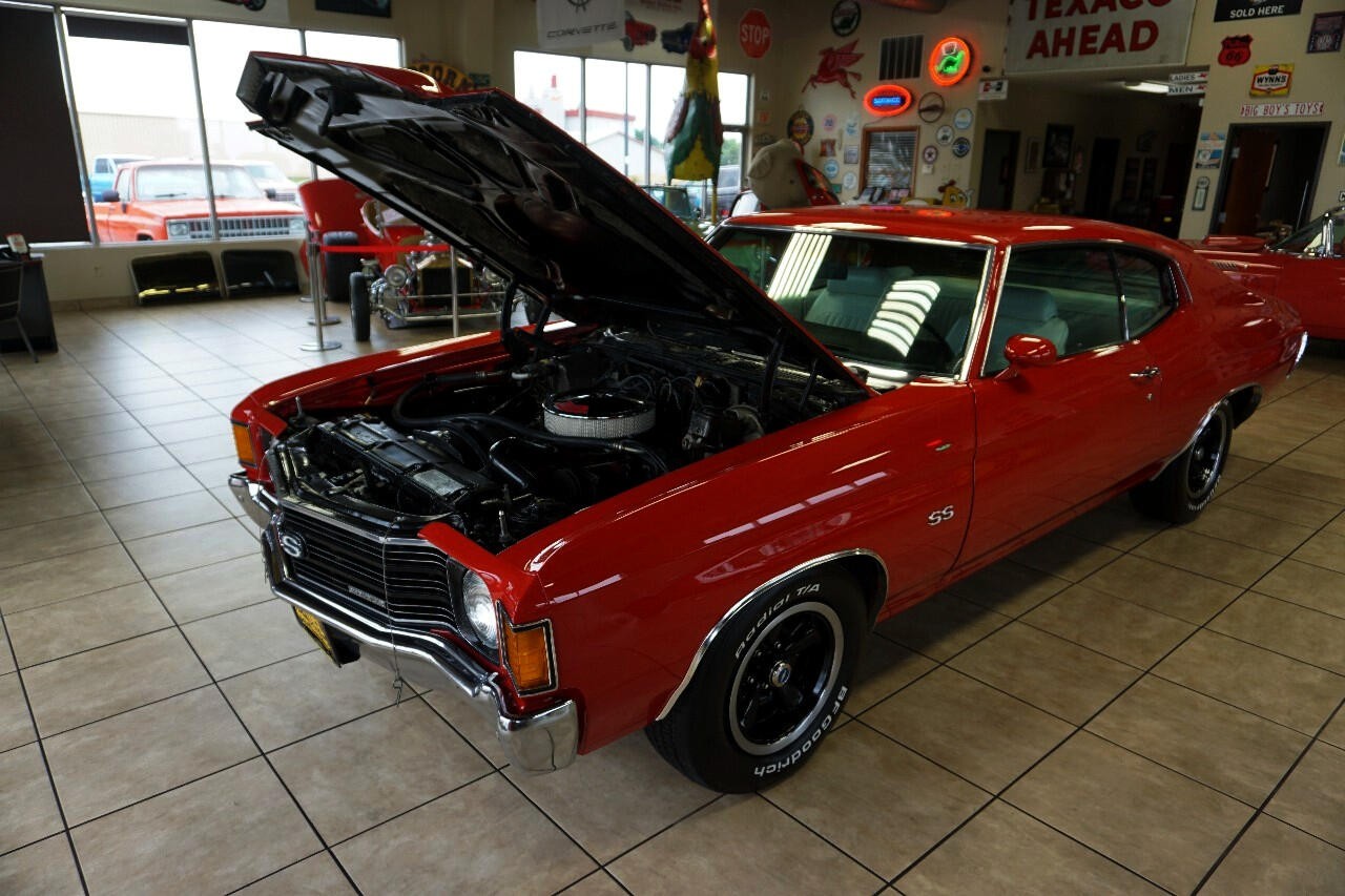 Chevrolet-Chevelle-1972-Classic-Car-30