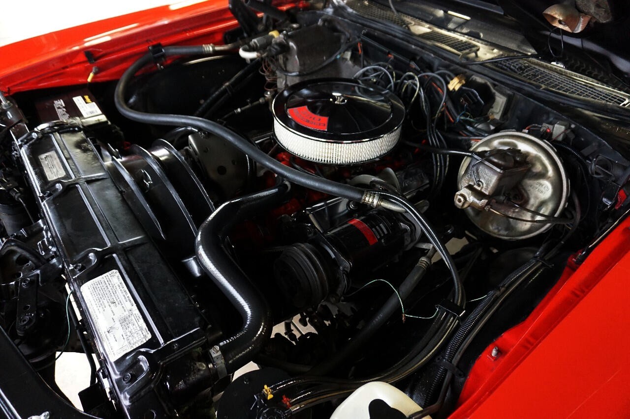 Chevrolet-Chevelle-1972-Classic-Car-31
