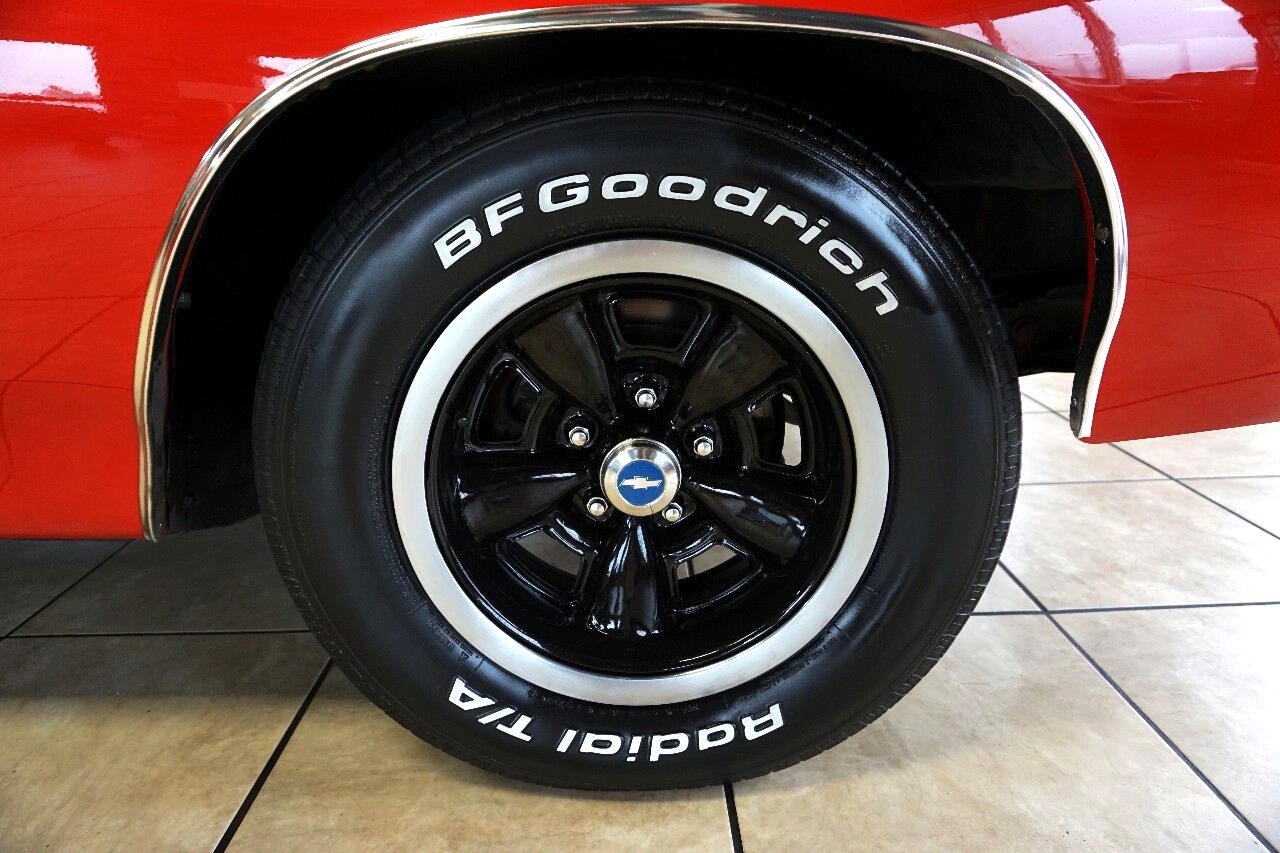 Chevrolet-Chevelle-1972-Classic-Car-35