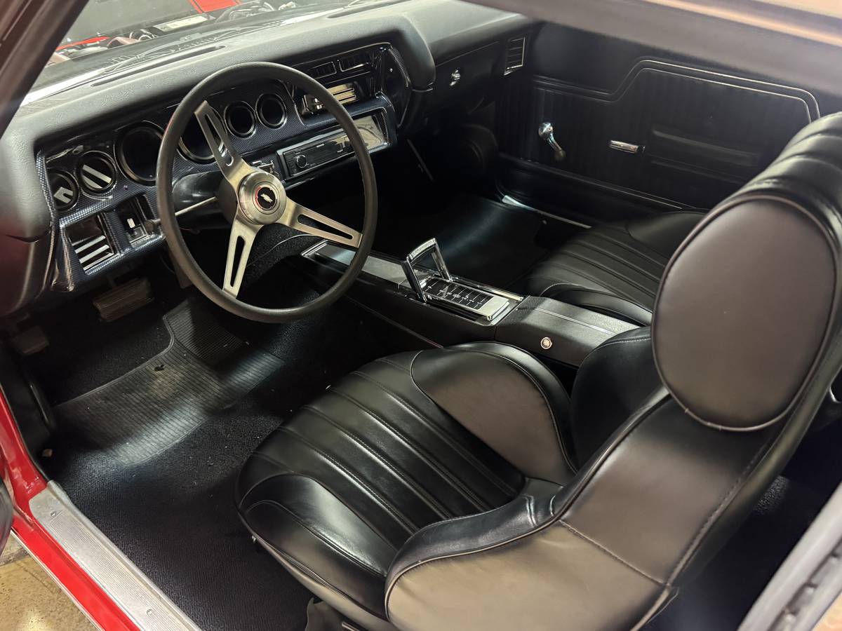Chevrolet-Chevelle-1972-red-9