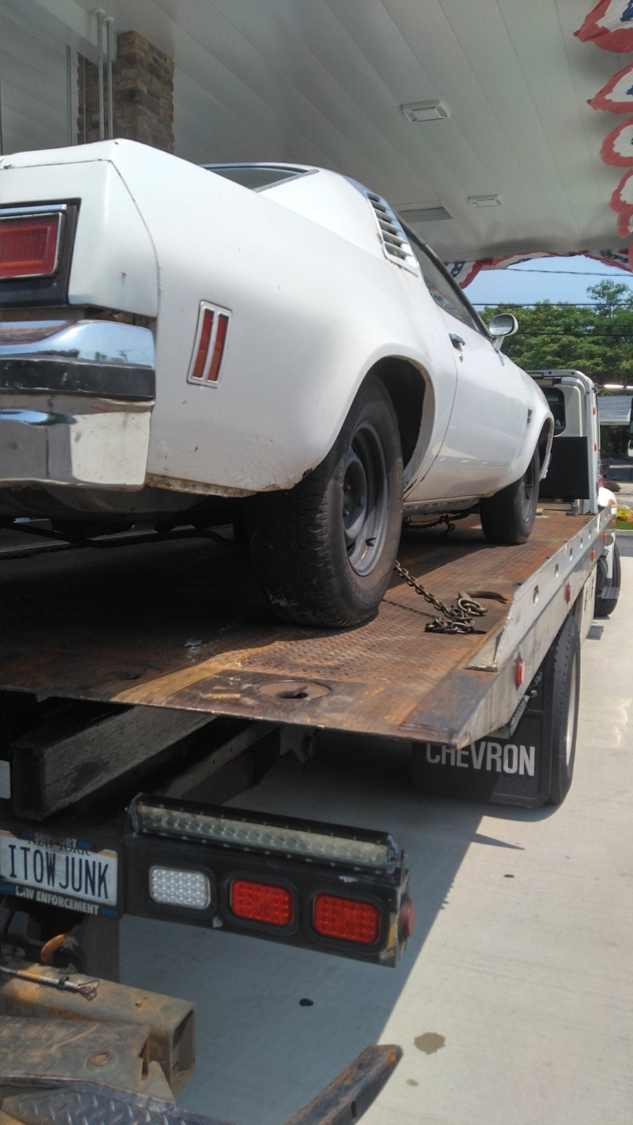 Chevrolet-Chevelle-1976-Coupe-3