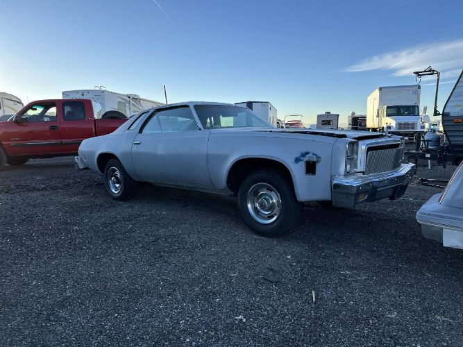 Chevrolet-Chevelle-1977-Gray-16
