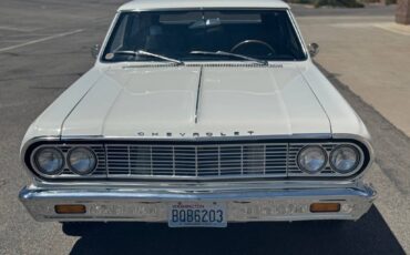 Chevrolet-Chevelle-ls-restomod-w-1964-white-10