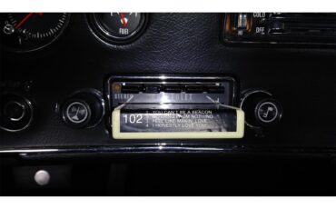 Chevrolet-Chevelle-ss-1971-Sunflower-Yellow-Black-26