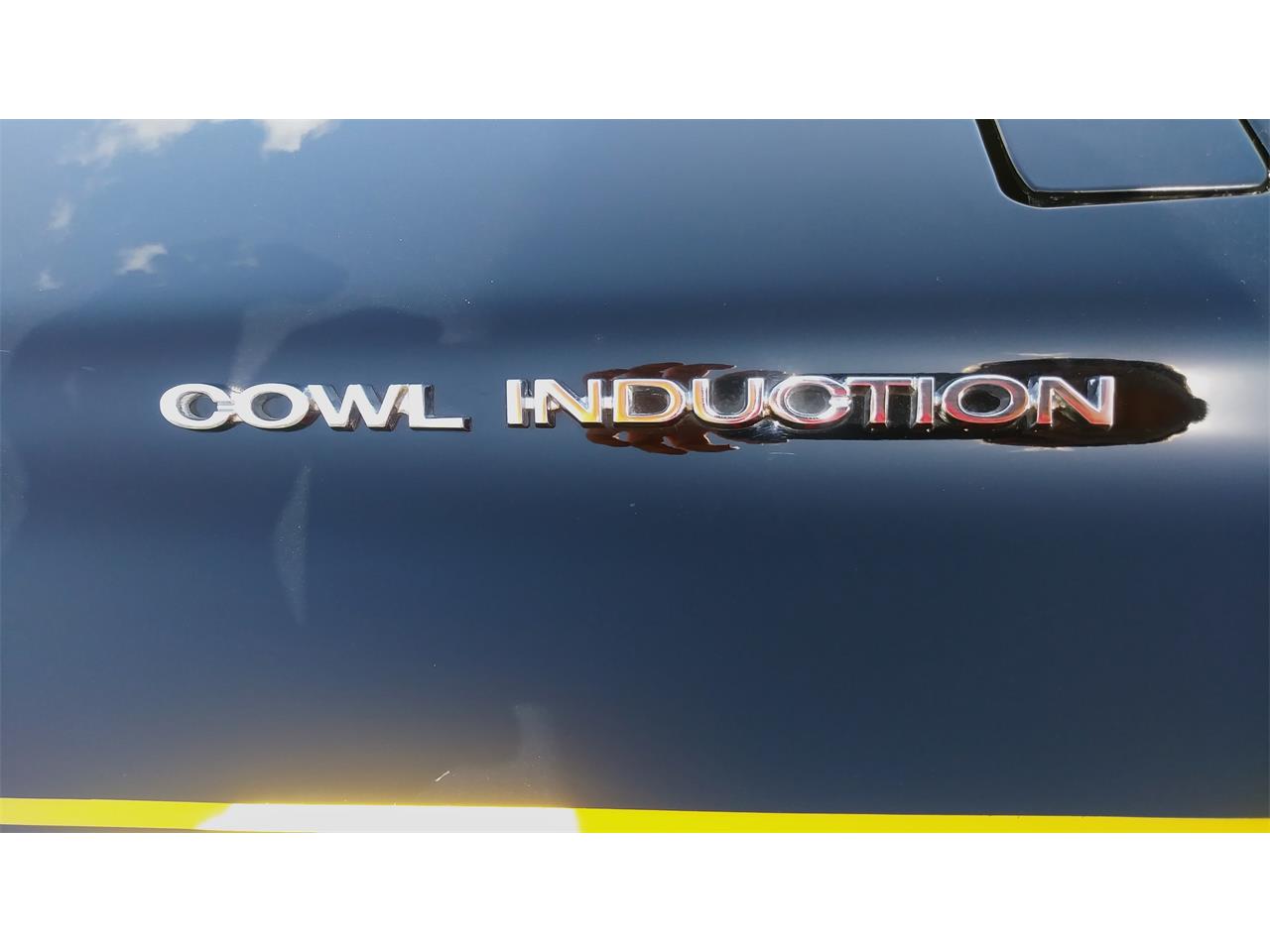 Chevrolet-Chevelle-ss-1971-Sunflower-Yellow-Black-57