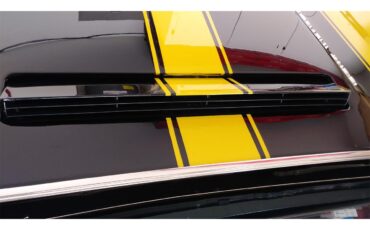Chevrolet-Chevelle-ss-1971-Sunflower-Yellow-Black-58
