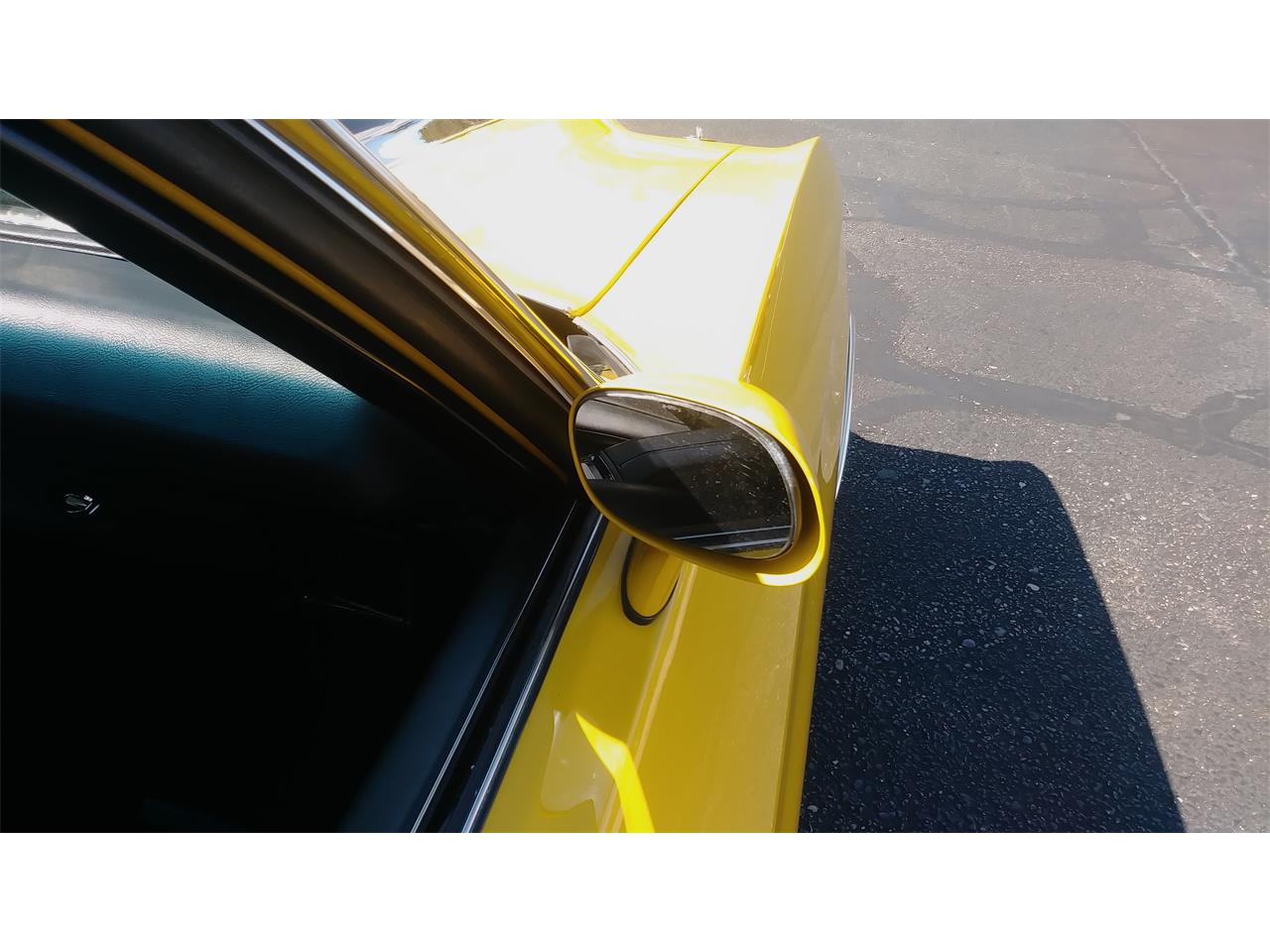 Chevrolet-Chevelle-ss-1971-Sunflower-Yellow-Black-61
