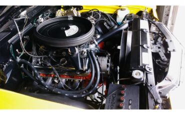 Chevrolet-Chevelle-ss-1971-Sunflower-Yellow-Black-7
