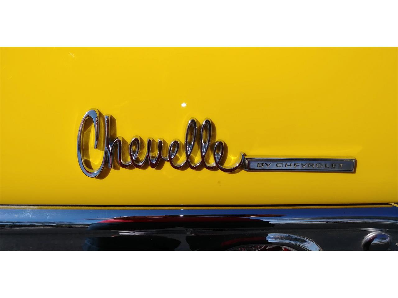 Chevrolet-Chevelle-ss-1971-Sunflower-Yellow-Black-9