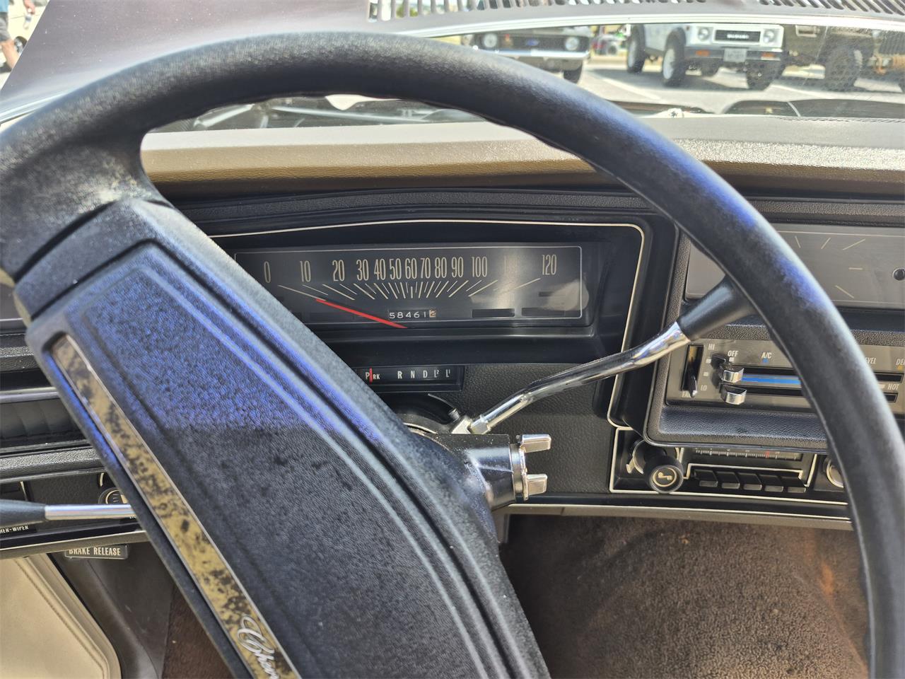Chevrolet-Chevelle-ss-1973-Brown-metallic-metal-Beige-48