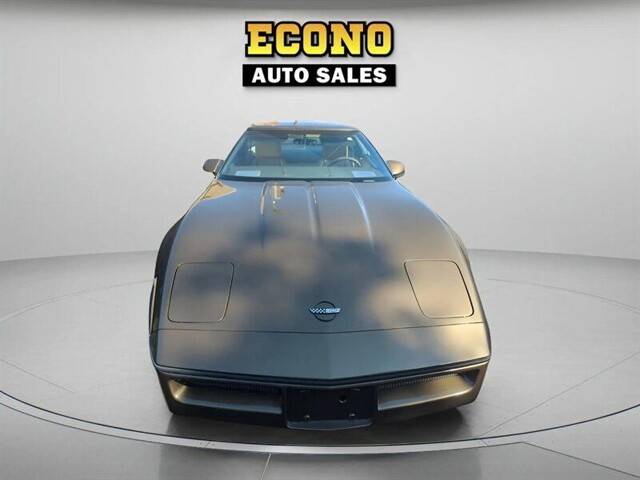 Chevrolet-Chevy-corvette-1987-1
