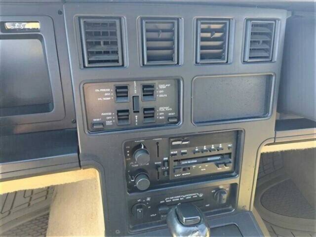 Chevrolet-Chevy-corvette-1987-11