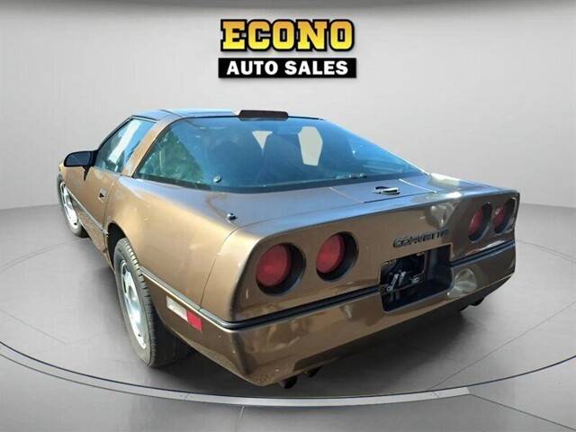 Chevrolet-Chevy-corvette-1987-3