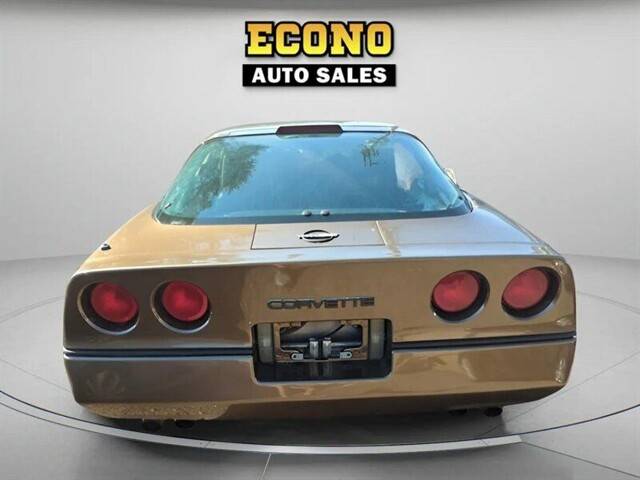 Chevrolet-Chevy-corvette-1987-4
