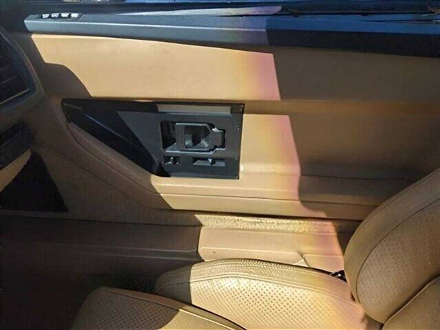 Chevrolet-Chevy-corvette-1987-9