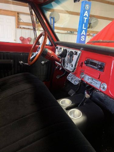 Chevrolet-Cheyenne-1969-Red-2