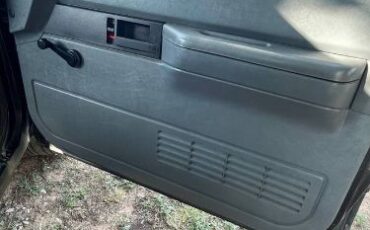 Chevrolet-Cheyenne-1989-Gray-3