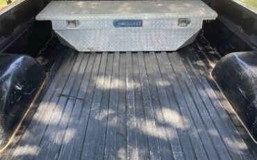 Chevrolet-Cheyenne-1989-Gray-4
