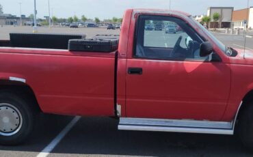 Chevrolet-Cheyenne-k1500-4x4-1992-red