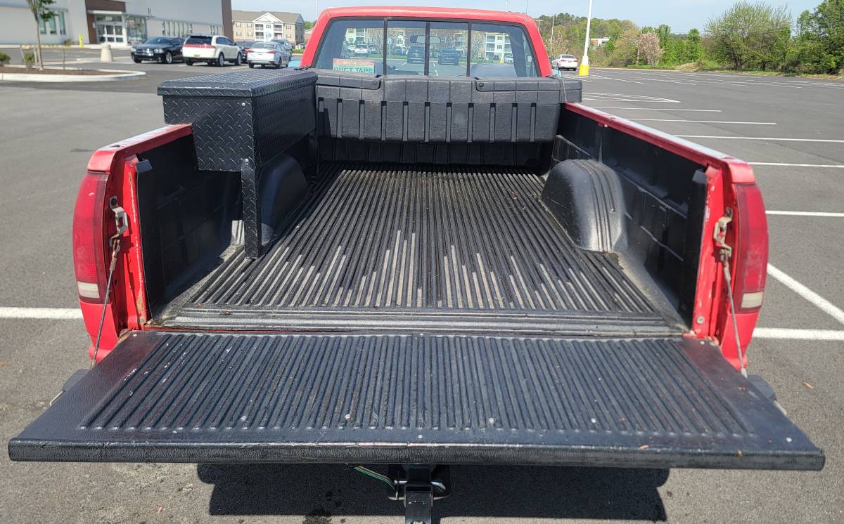 Chevrolet-Cheyenne-k1500-4x4-1992-red-3
