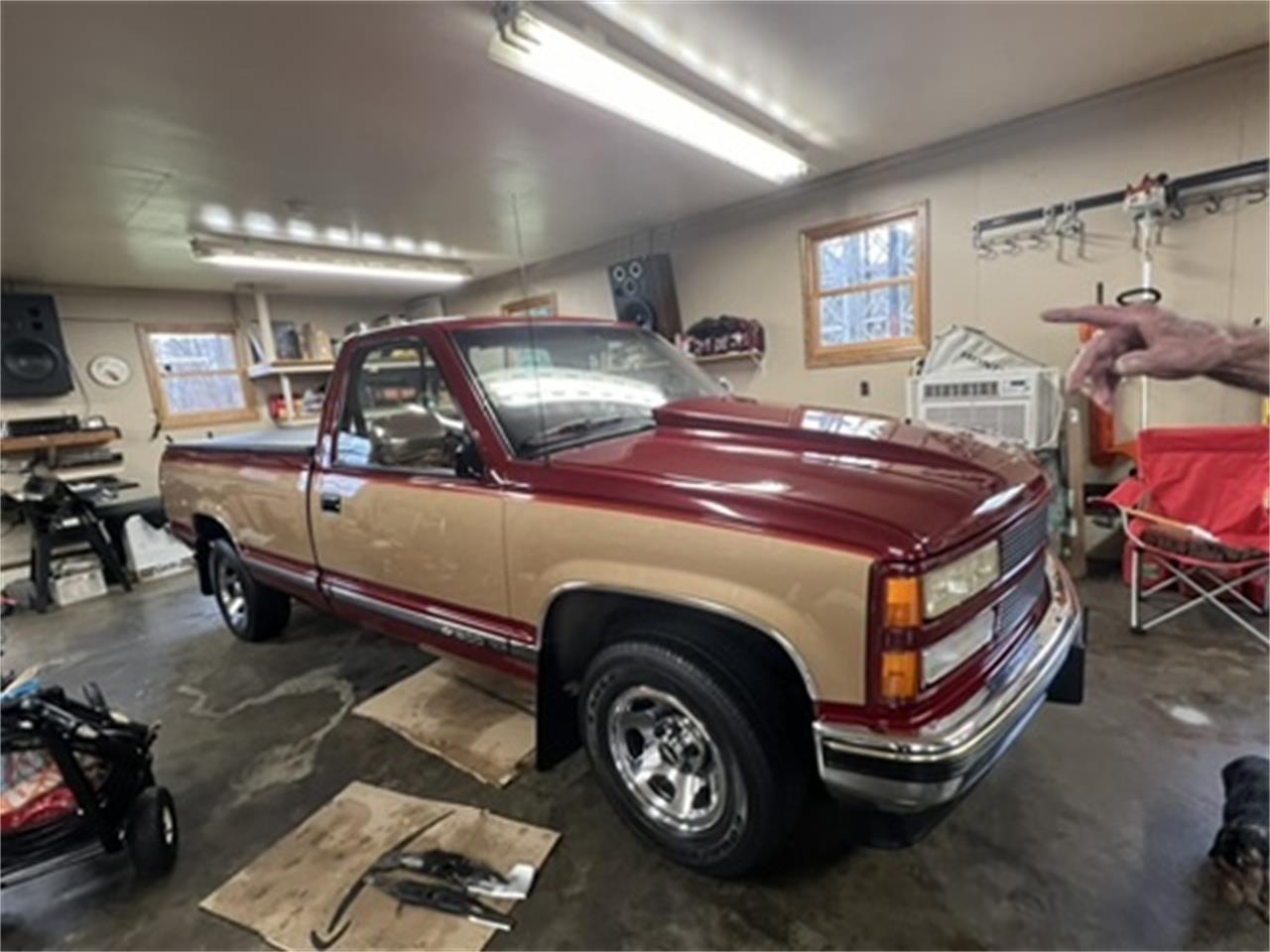 Chevrolet-Ck-1500-1990-Crims-RedAdobe-Gold-Garnet-Seat-Custom