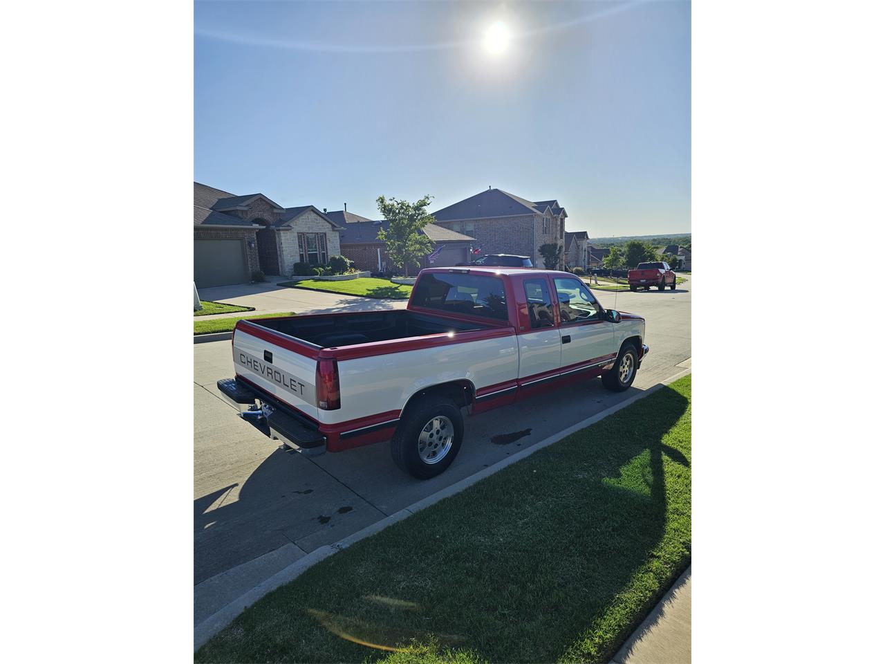 Chevrolet-Ck-1500-1995-Red-white-two-tone-Red-11