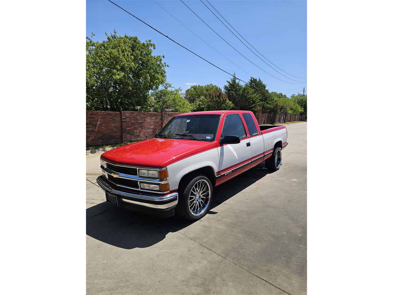 Chevrolet-Ck-1500-1995-Red-white-two-tone-Red