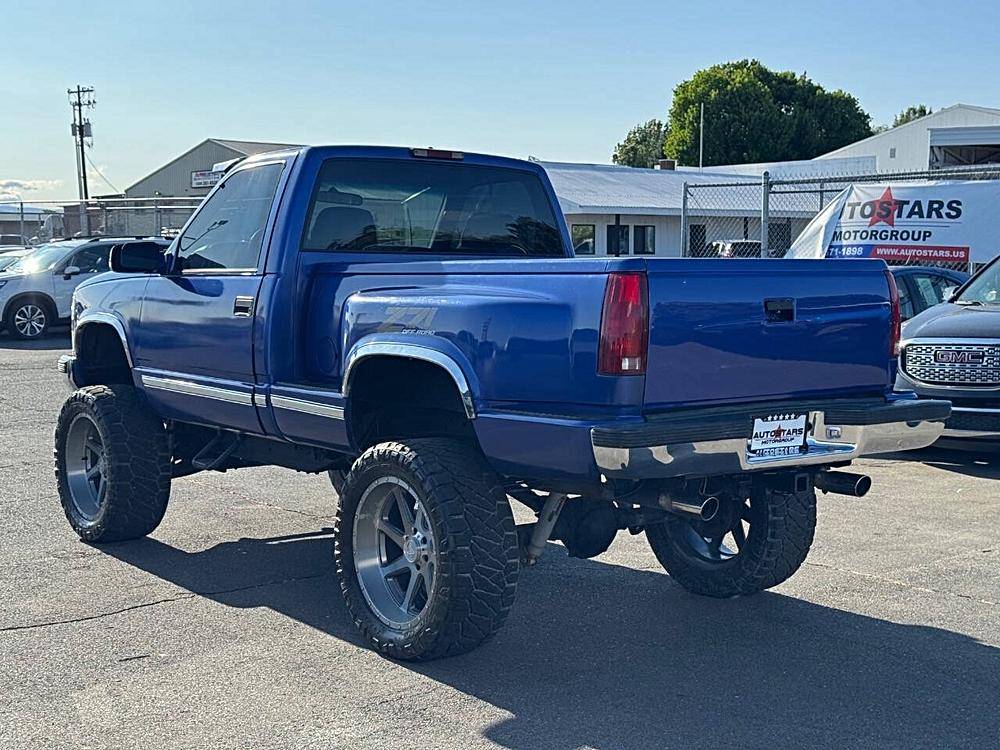 Chevrolet-Ck-1500-series-1995-custom-2