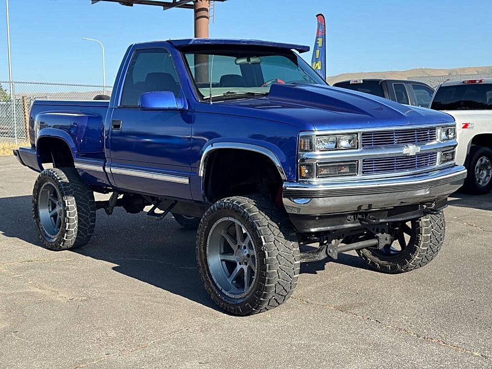 Chevrolet-Ck-1500-series-1995-custom-7