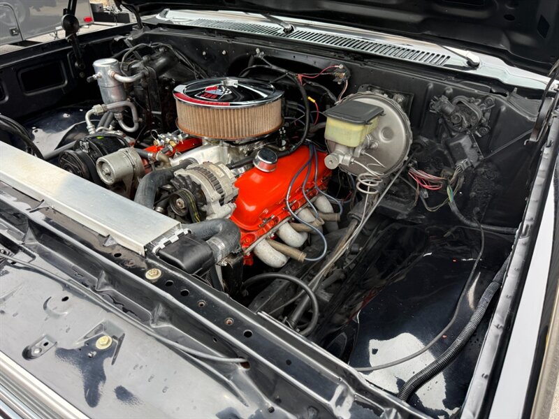 Chevrolet-Ck-1984-2