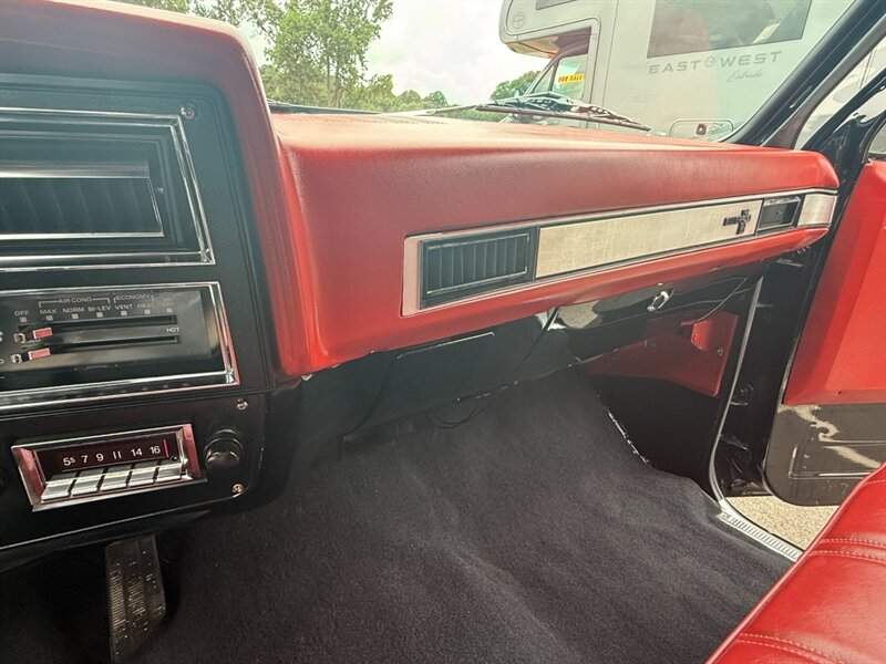 Chevrolet-Ck-1984-8