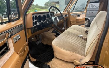 Chevrolet-Ck-1984-Black-Black-1