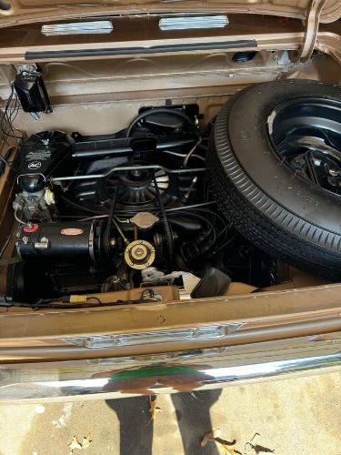 Chevrolet-Corvair-1963-Gold-Black-12