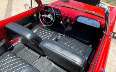 Chevrolet-Corvair-1963-Red-15