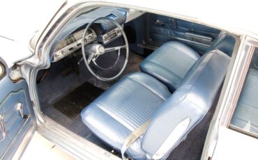 Chevrolet-Corvair-1963-Silver-Blue-Blue-29