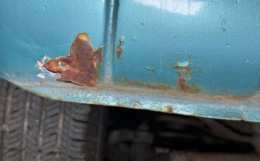 Chevrolet-Corvair-1964-Azure-Aqua-Black-39