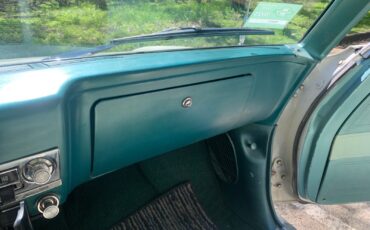 Chevrolet-Corvair-1965-2-Door-15