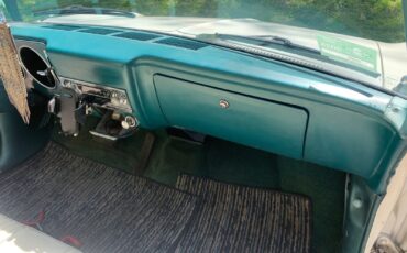 Chevrolet-Corvair-1965-2-Door-17