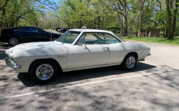 Chevrolet-Corvair-1965-2-Door-2