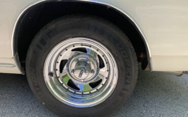 Chevrolet-Corvair-1965-2-Door-30