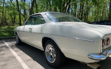 Chevrolet-Corvair-1965-2-Door-7