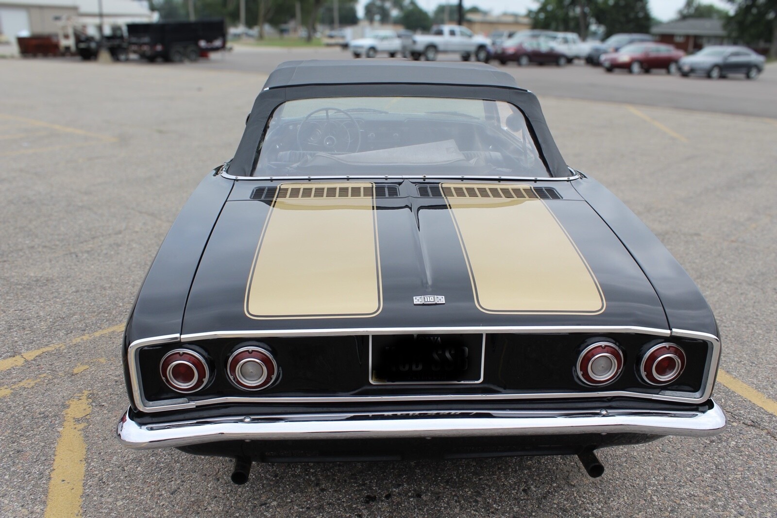 Chevrolet-Corvair-1965-Convertible-4