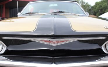 Chevrolet-Corvair-1965-Convertible-5