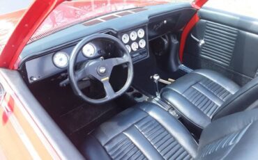 Chevrolet-Corvair-1966-Red